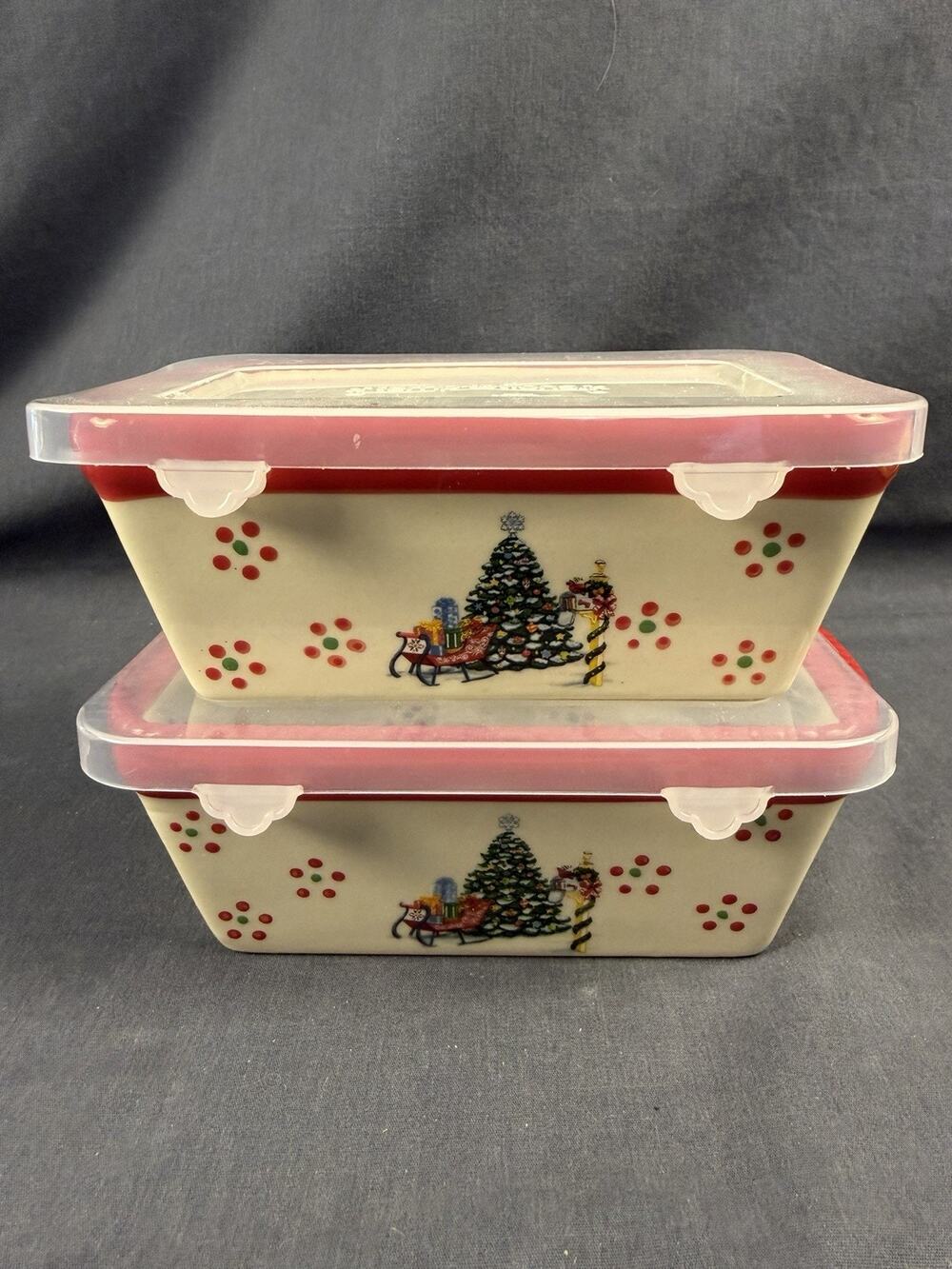 Temptations By Tara 2 Christmas Holiday Mini Loaf Pan Ovenware w/ Plastic Lids